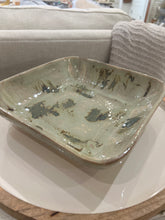 Load image into Gallery viewer, GE Square Serving Bowl
