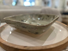 Load image into Gallery viewer, GE Square Serving Bowl
