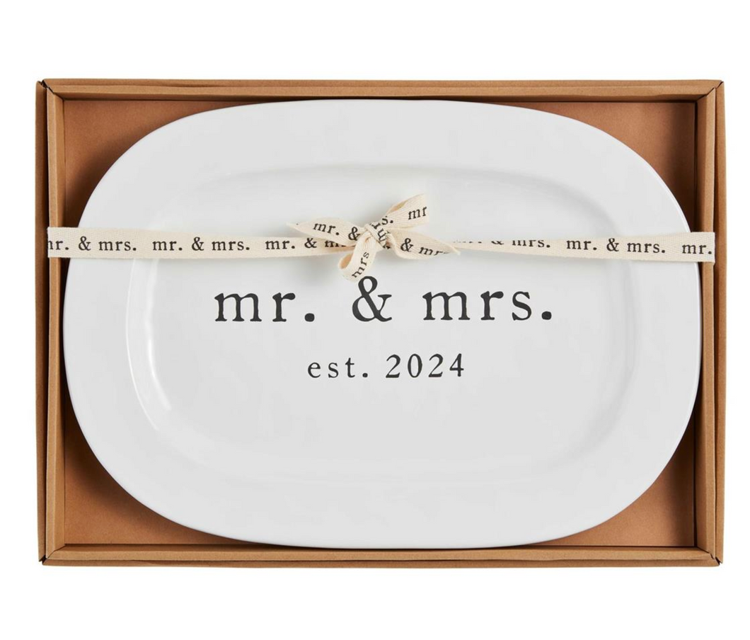 Mr & Mrs 2023 Serving Pieces