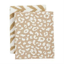 Load image into Gallery viewer, Animal Print Towel Set
