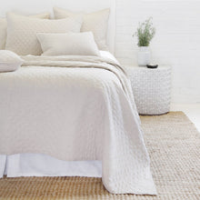 Load image into Gallery viewer, Hampton Large Euro
