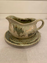 Load image into Gallery viewer, GE Gravy Boat w/saucer
