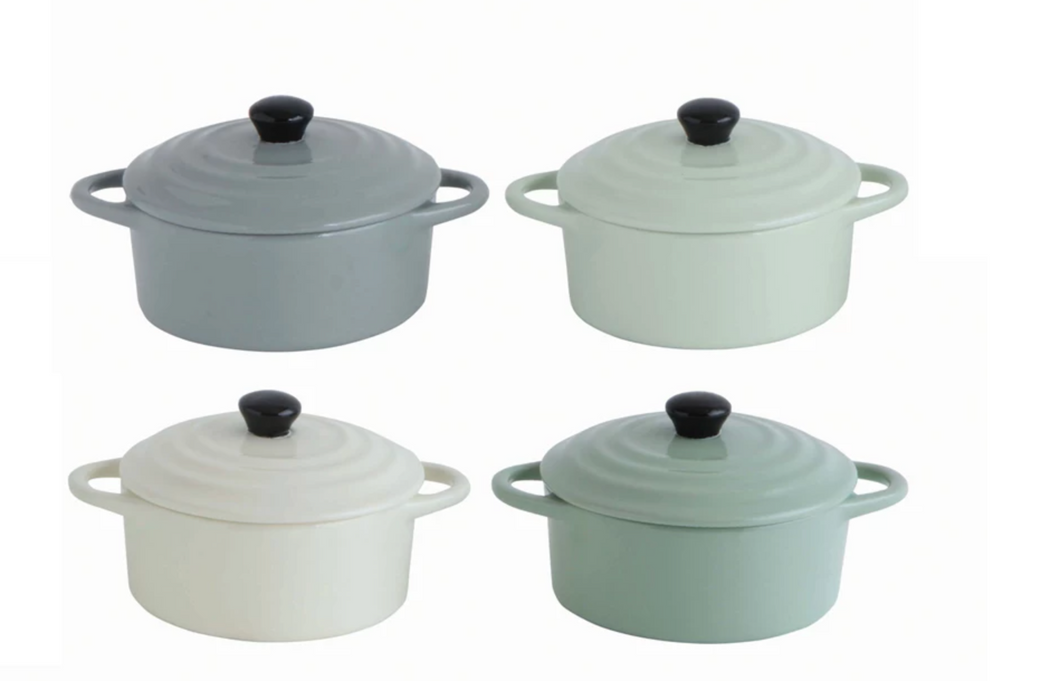 Stoneware Mini-Baker with Lid