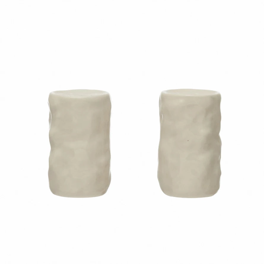 Sculpted Stoneware Salt & Pepper Shaker, s/o 2